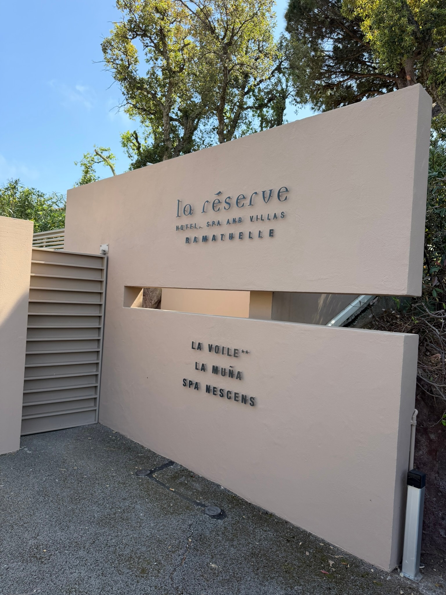 Signaletique La Reserve